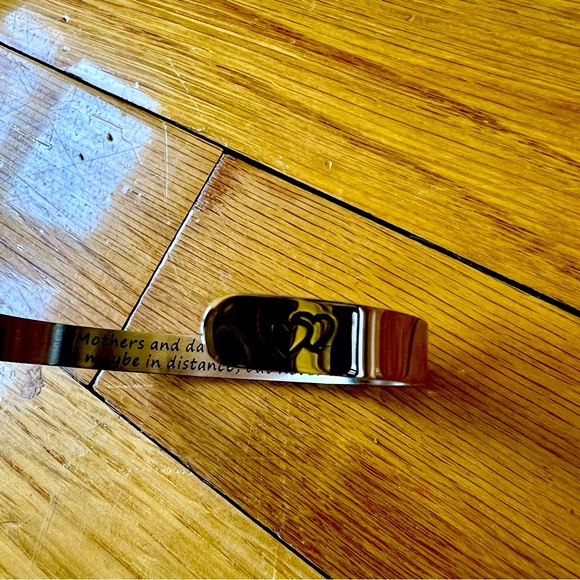 🎁NEW! Joycuff Hidden Message Mother/Daughter Stainless Steel Cuff Bracelet - Picture 7 of 10